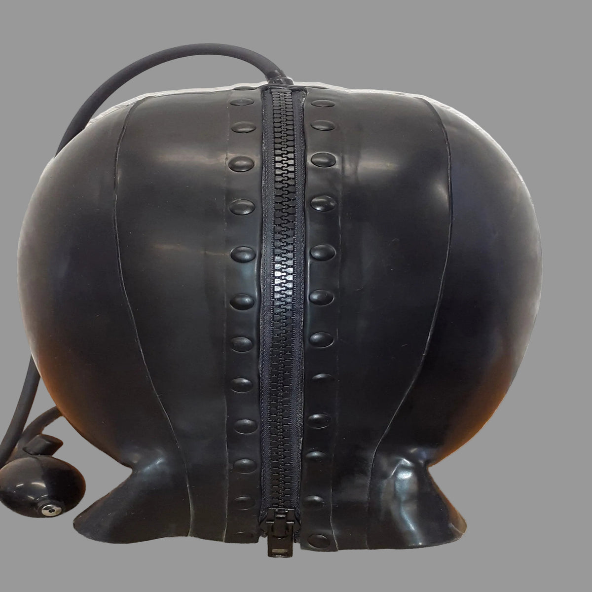 rivated inflatable hood back zipper