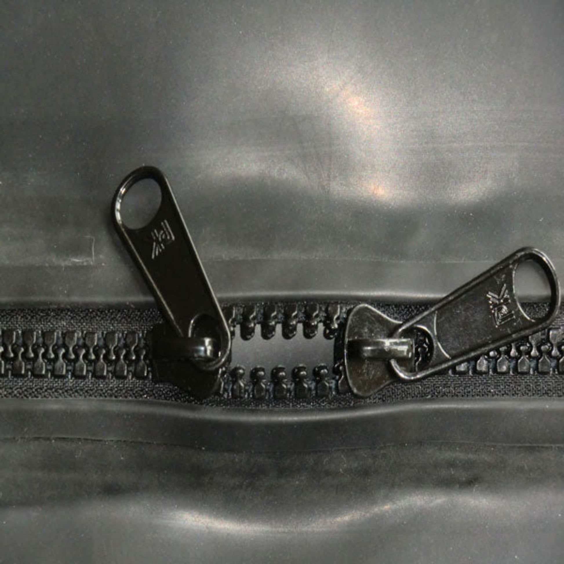 one-way zipper detail on made to measure inflatable latex sleep sack