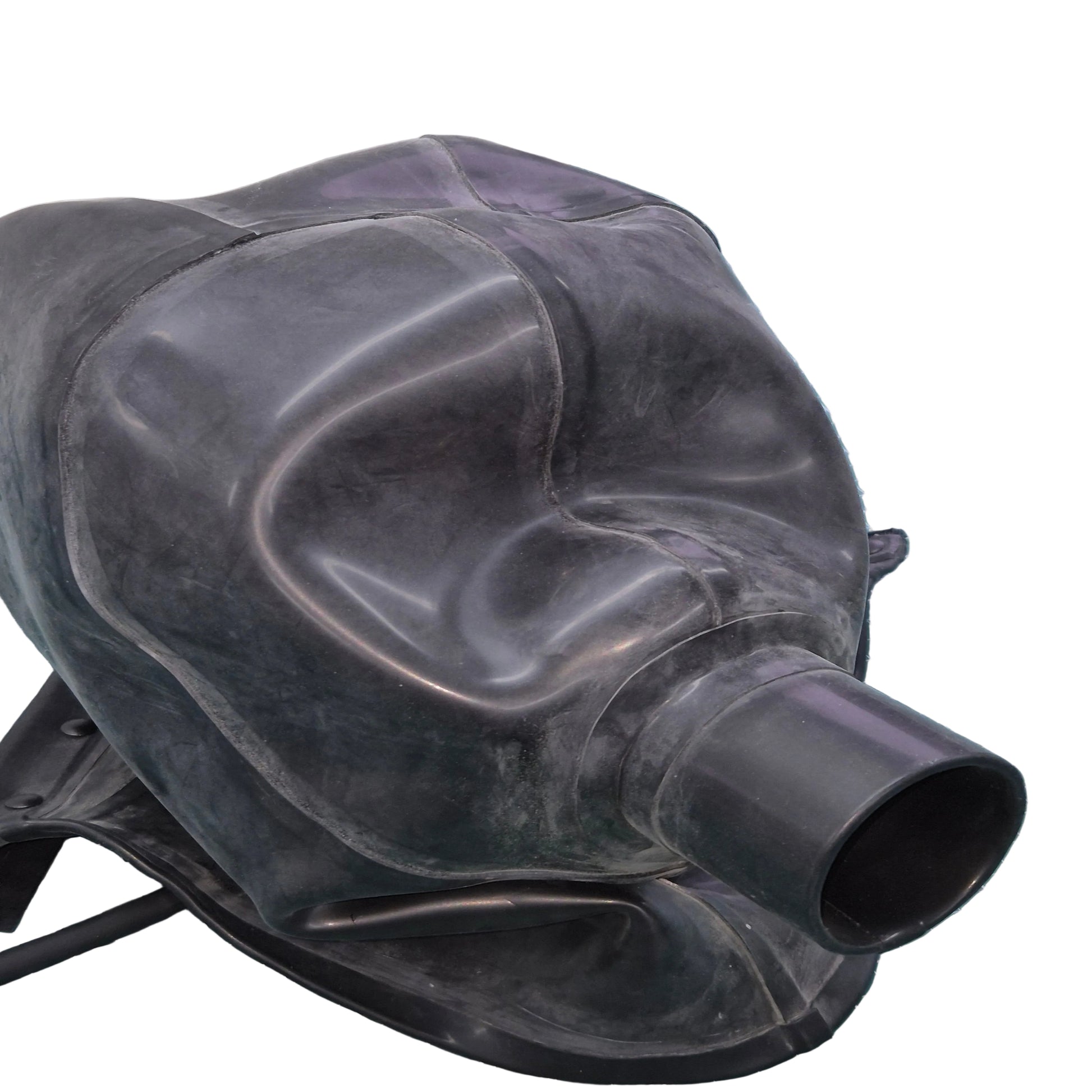 Large mouthpice inside the Hood
